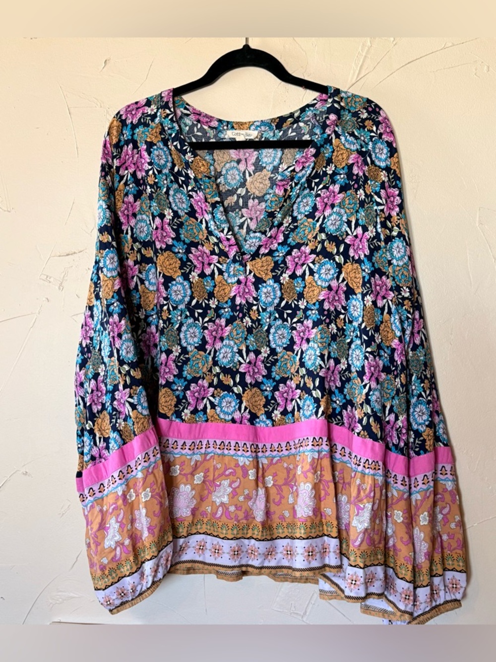 Floral Top long sleeves with Pink & Gold Border 2X boho lightweight - Picture 2 of 9